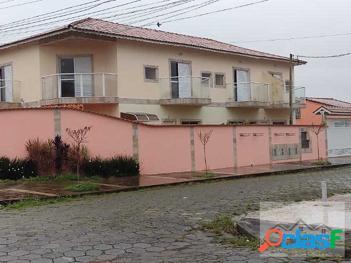 Sobrado Aconchegante em Mongaguá em Condomínio com 2