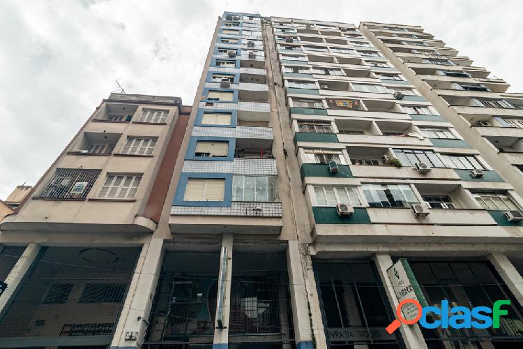Apartamento com 3 quartos, 94m², à venda em Porto Alegre,