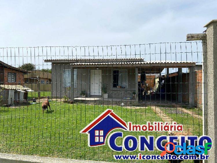 C187 - Linda residência com 2 dormitórios no balneário