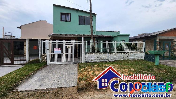C852 - Residência em excelente localização no balneário