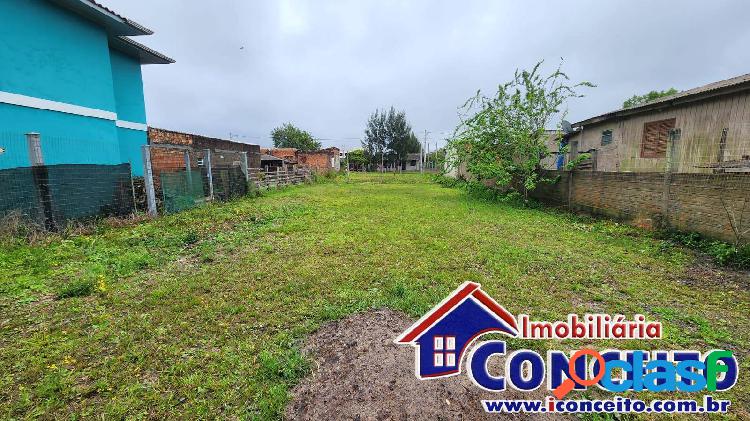 T223 - Ótimo terreno medindo 150m² localizado no