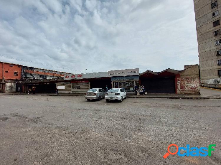 Centro Comercial En Venta - Av. Lara con Branger (1.478