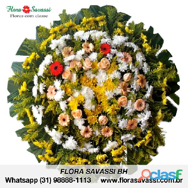 Coroa de flores Pará de Minas MG floricultura entrega coroa