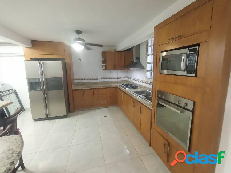 En Venta bella y cómoda casa de una planta en Las Morochas,