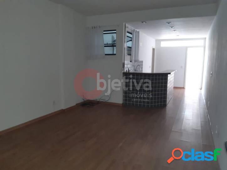 Apartamento com 1 dormitório à venda, 60 m² por R$