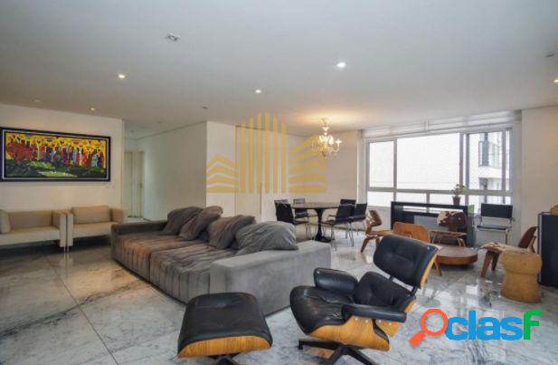 Apartamento com 3 quartos, 214m², à venda em São Paulo,