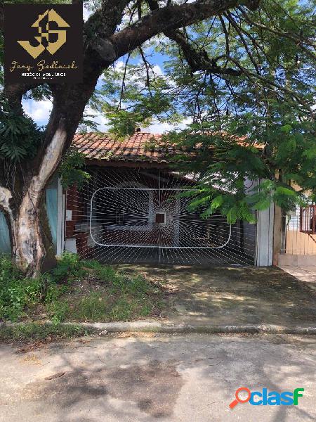 CASA COM ACESSO PARA REPRESA EM ATIBAIA SP