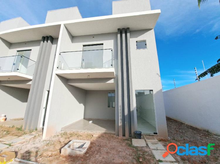 Casa 3 quartos sendo uma suite em condomínio em Abrantes