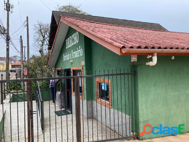 Casa com 2 dormitórios à venda, 148 m² por R$ 450.000 -