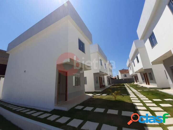 Casa com 2 dormitórios à venda, 90 m² por R$ 315.000,00 -