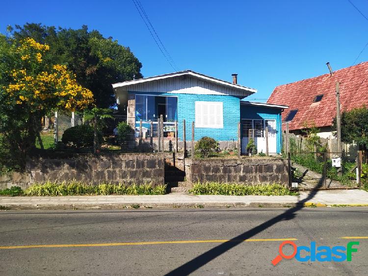 Casa com 3 dormitórios à venda, 105 m² por R$ 500.000 -