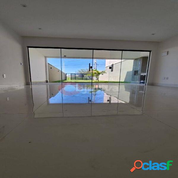 Casa com 3 dormitórios à venda, 130 m² por R$ 580.000,00