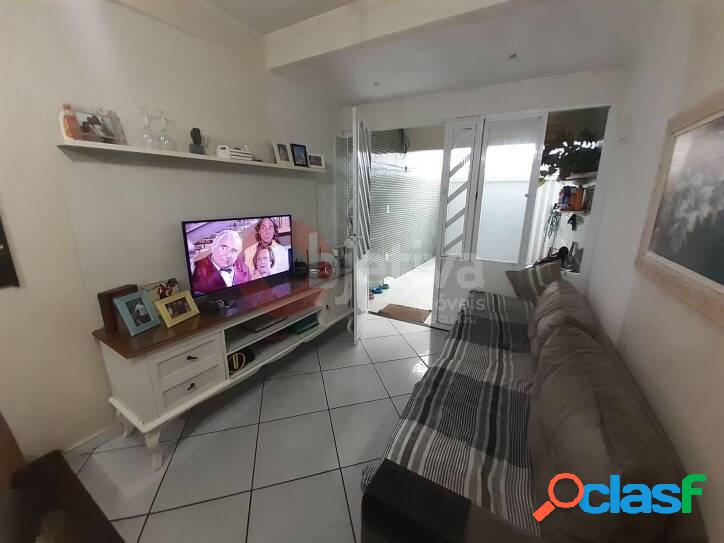 Casa com 3 dormitórios à venda, 95 m² por R$ 490.000,00 -