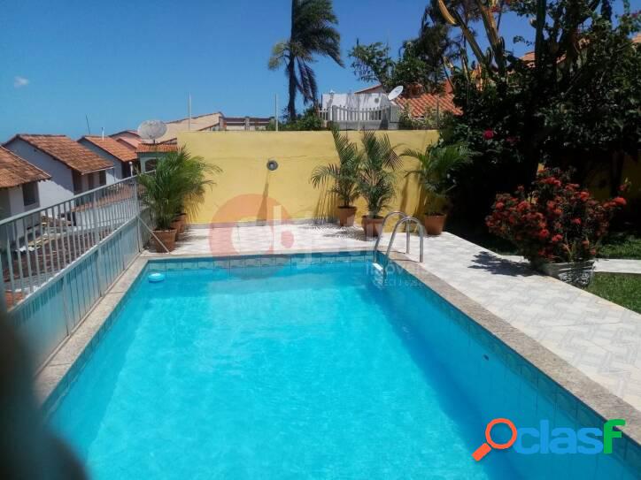 Casa com 4 dormitórios à venda, 100 m² por R$ 600.000,00