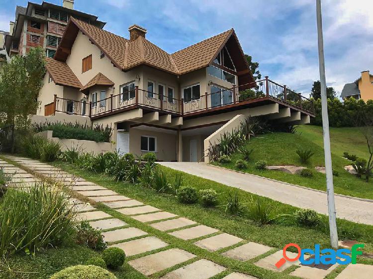 Casa com 4 dormitórios à venda, 328 m² por R$ 3.580.000 -