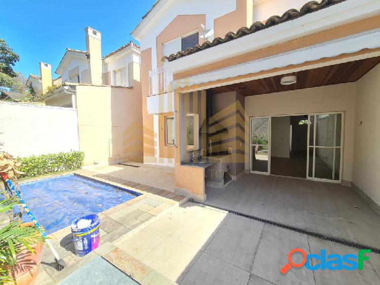 Casa de condomínio com 4 quartos, 360m², para locação em