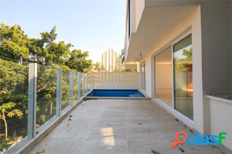 Casa de condomínio com 4 quartos, 480m², à venda em São