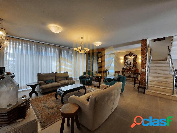 Casa de condomínio com 4 quartos, 513m², à venda em São
