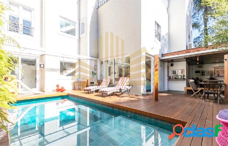 Casa de condomínio com 4 quartos, 551m², à venda em São