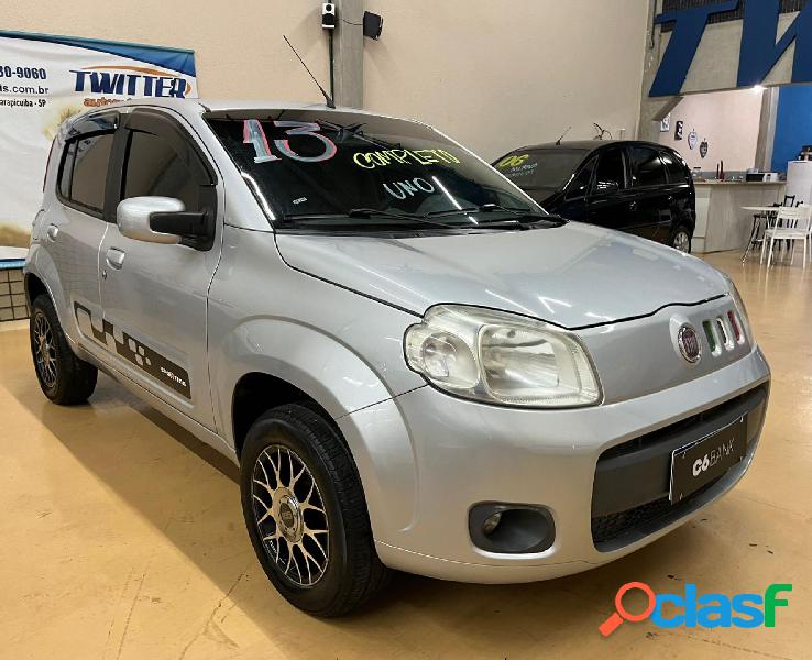 FIAT UNO VIVACERUA 1.0 EVO FIRE FLEX 8V 5P PRATA 2013 1.0
