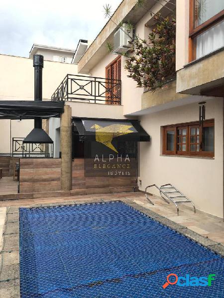 Linda casa no condomínio 11