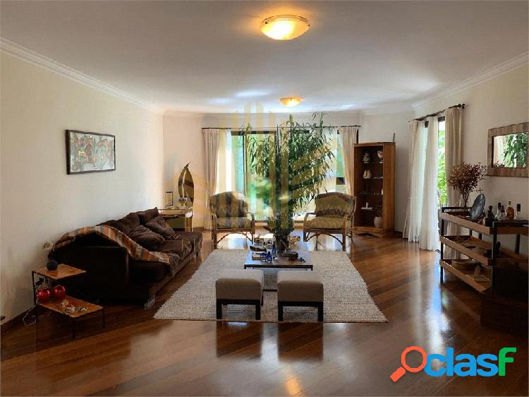 Lindo apartamento no Alto da Boa Vista.