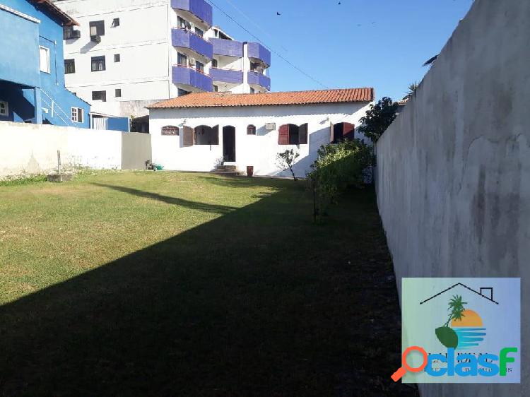 Residência Comercial de Prestígio: Casa de 384m² com 2