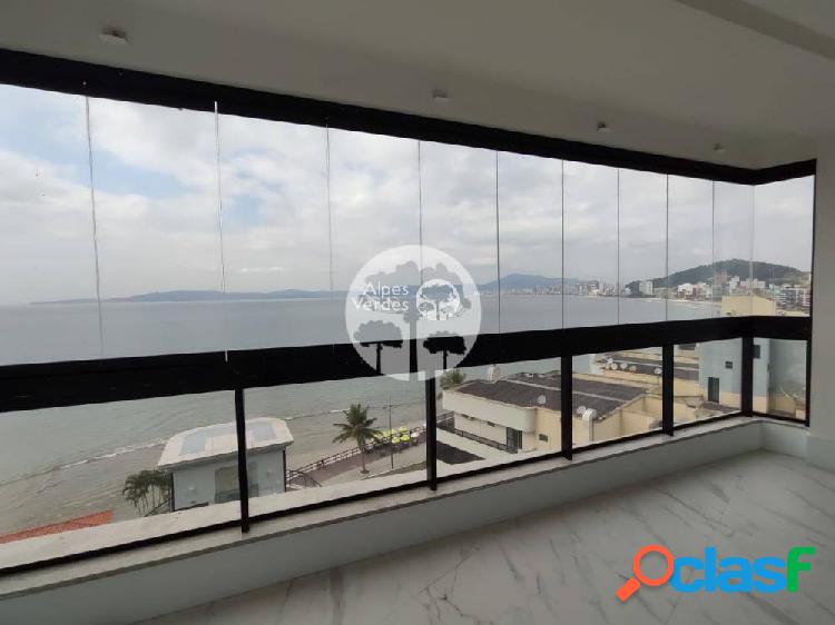 Vende-se Apartamento de 237,50m², localizado em Itapema/SC