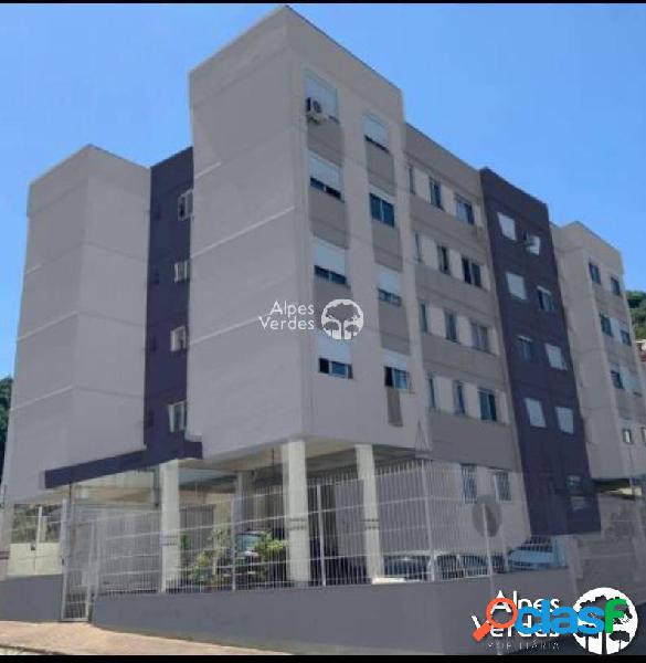 Vende-se apartamento de 02 quartos com 64 mts² por