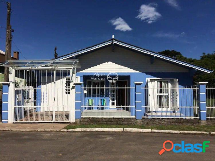 Vende-se casa com 3 dormitórios por R$ 990.000 - Piratini -