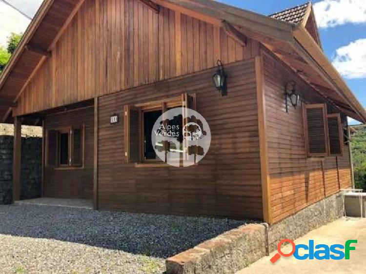 Vende-se casa com 3 quartos, 190m², localizada em Gramado,