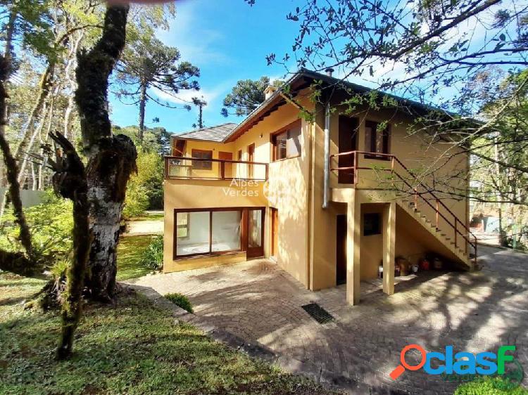 Vende-se casa com 4 dormitórios, 60 m² por R$ 3.500.000 -