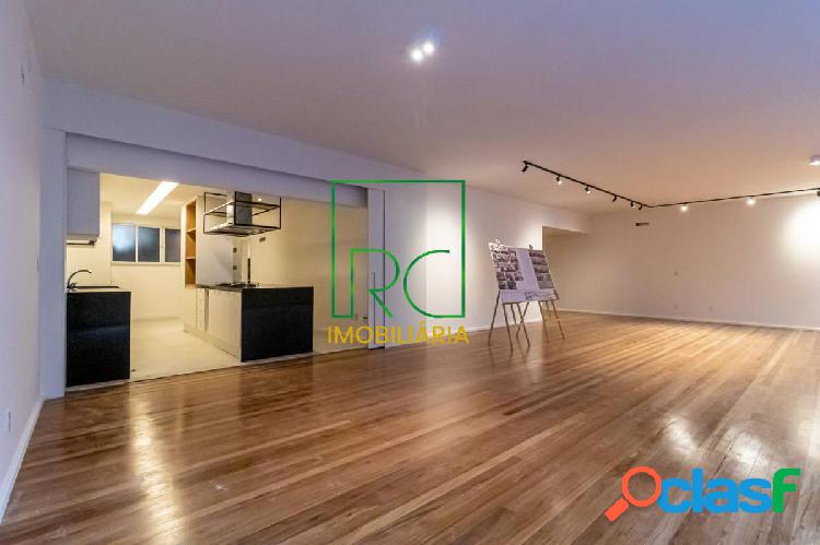 Apartamento com 4 quartos, 330m², à venda em Rio de