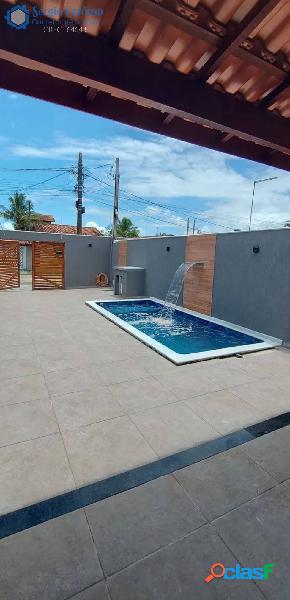 BELA CASA NA PRAIA COM PISCINA - 2 DORMITÓRIOS, SENDO 1