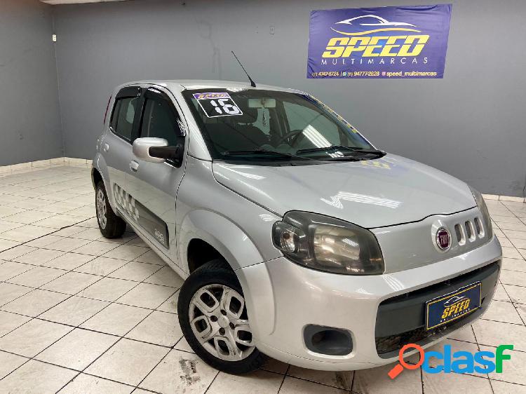 FIAT UNO VIVACE CELEB. 1.0 EVO F.FLEX 8V 5P PRATA 2016 1.0