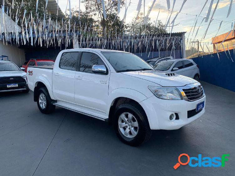 TOYOTA HILUX CD SRV D4-D 4X4 3.0 TDI DIESEL AUT BRANCO 2013