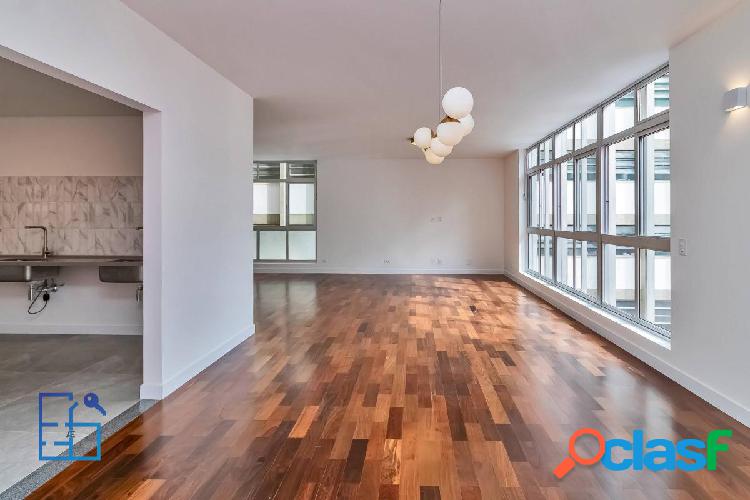 Apartamento com 3 quartos, 268m², à venda em São Paulo,