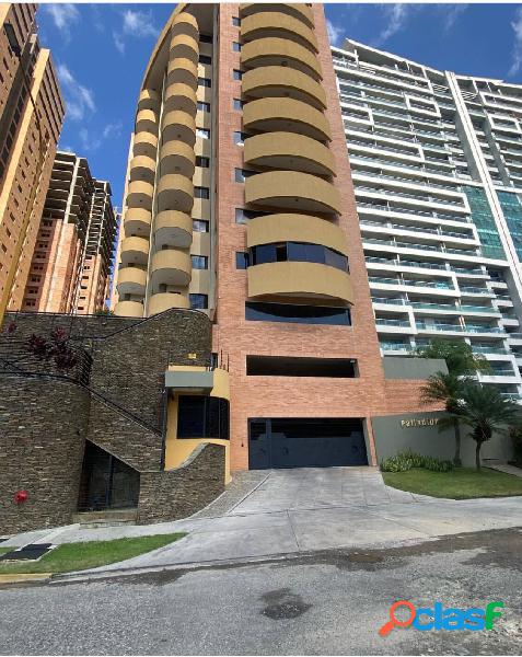 Apartamento con balcón Trigaleña Alta Res. Palladium