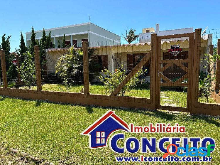C332 - Ótima Residência a 60 metros do mar no Balneário