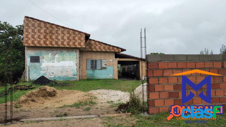 Casa com terreno Enorme no São Januario