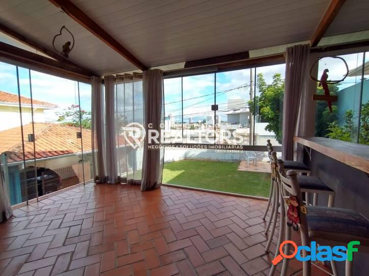 Casa á venda/ Locação com 3 dormitórios no Recato Azul