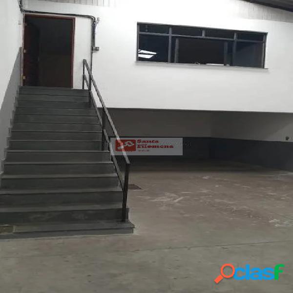 Salão Coml C/ 2 banheiros para Alugar, 226 m² - Pq. São
