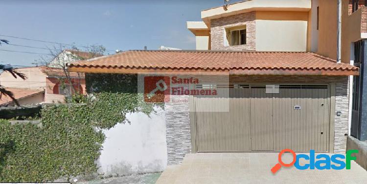 Sobrado 148m² 3 Dormitórios 1 Suíte 4 Vagas Parque