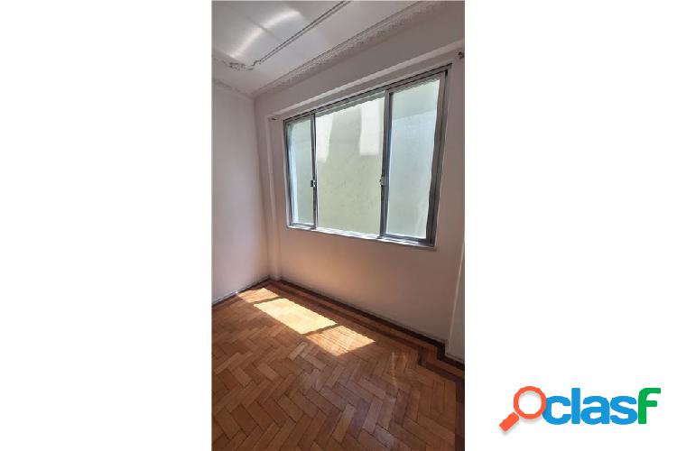 Apartamento com 1 quarto, 35m², à venda em Porto Alegre,