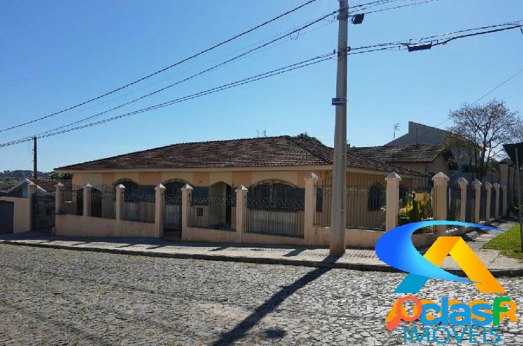 Casa Padrão para Venda em Orfãs Ponta Grossa-PR