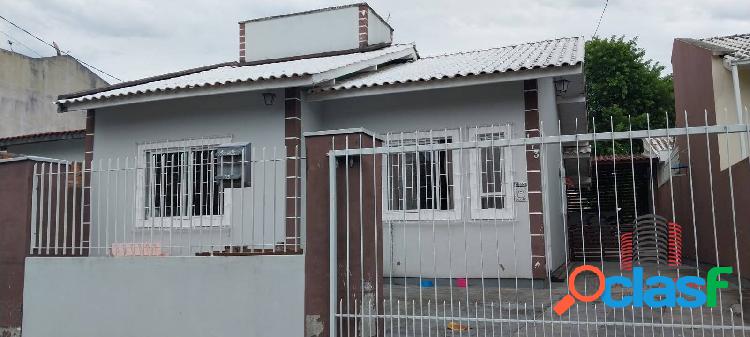 Casa de 02 Dormitórios localizada no bairro Madri em