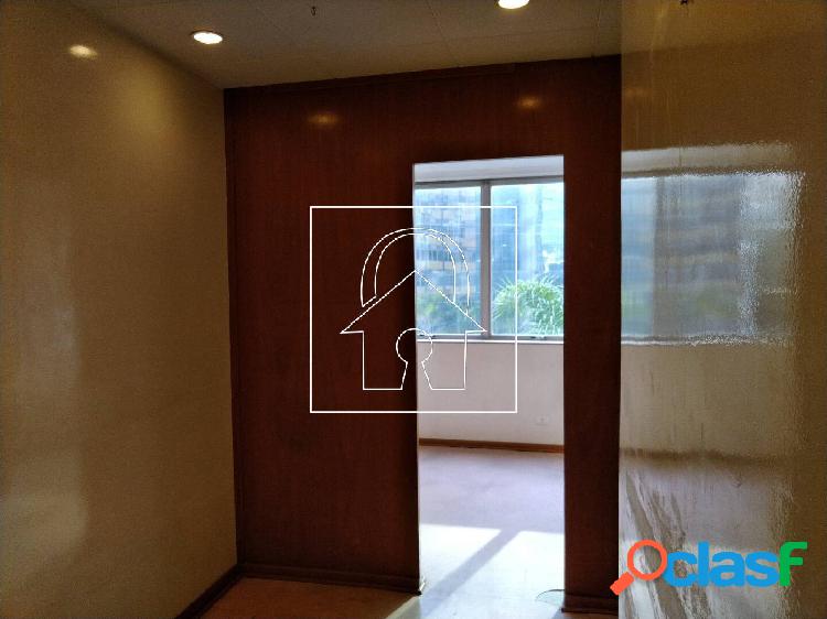Conjunto comercial com 20m², ao lado da Avenida Paulista