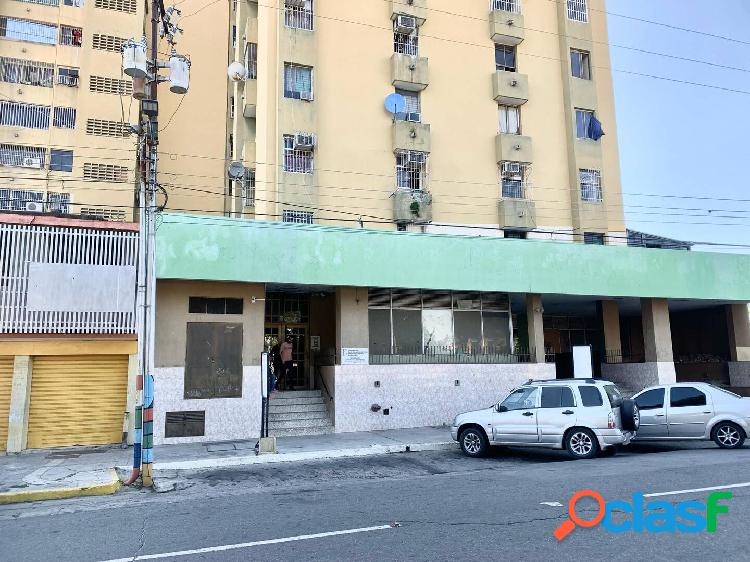 APARTAMENTO EN RESIDENCIA OMAR GUZ EN EL CASCO DE GUACARA