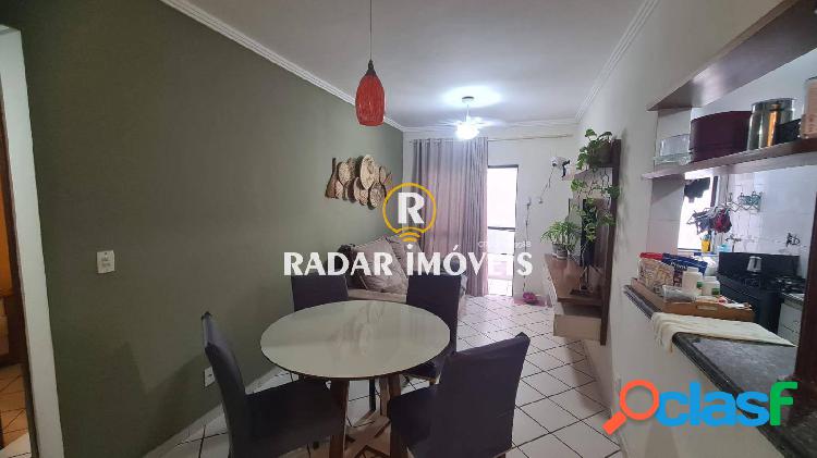 Apartamento à 3 quadras da Praia do Forte à venda por