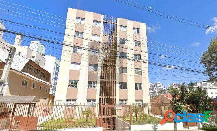 Apartamento com 3 quartos, 127,98m², à venda em Curitiba,